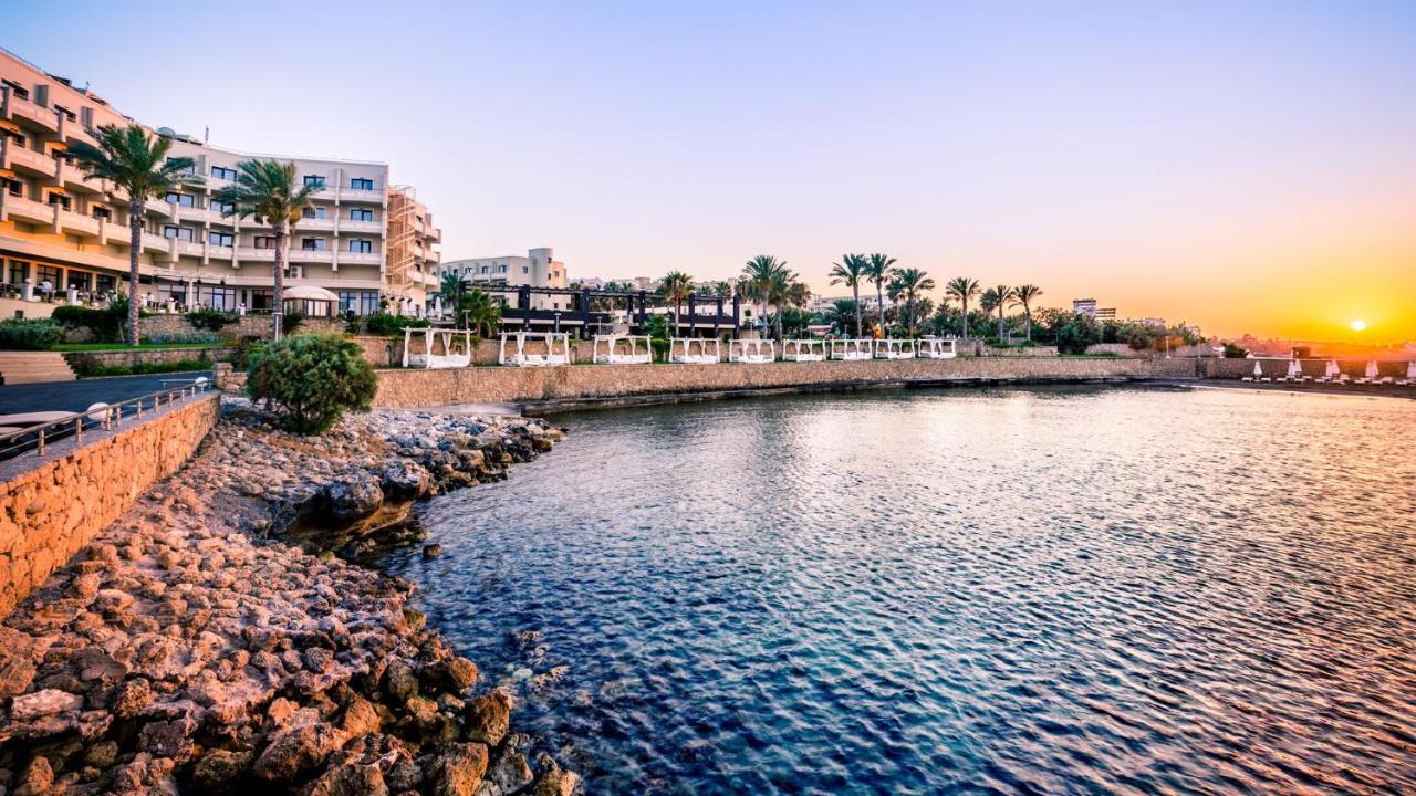 Vuni Palace Luxury Resort & Beach & Casino Kerýnia Eksteriør bilde