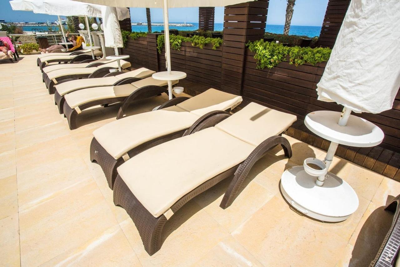 Vuni Palace Luxury Resort & Beach & Casino Kerýnia Eksteriør bilde